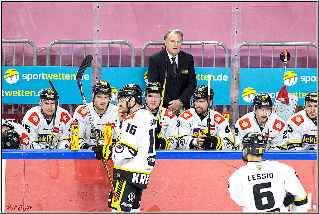PENNY DEL;  Koelner Haie - Krefeld Pinguine; Koeln, 28.02.2021